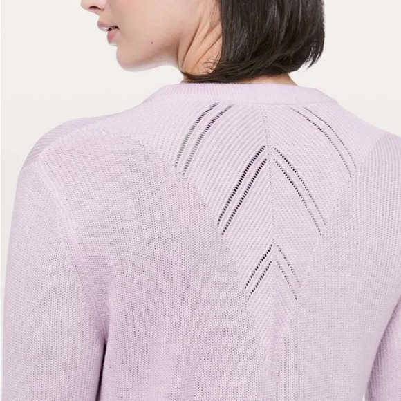 Lululemon sz 10 Time To Restore Sweater
Sheer Lilac lavender sweater thumb holes - Picture 2 of 12